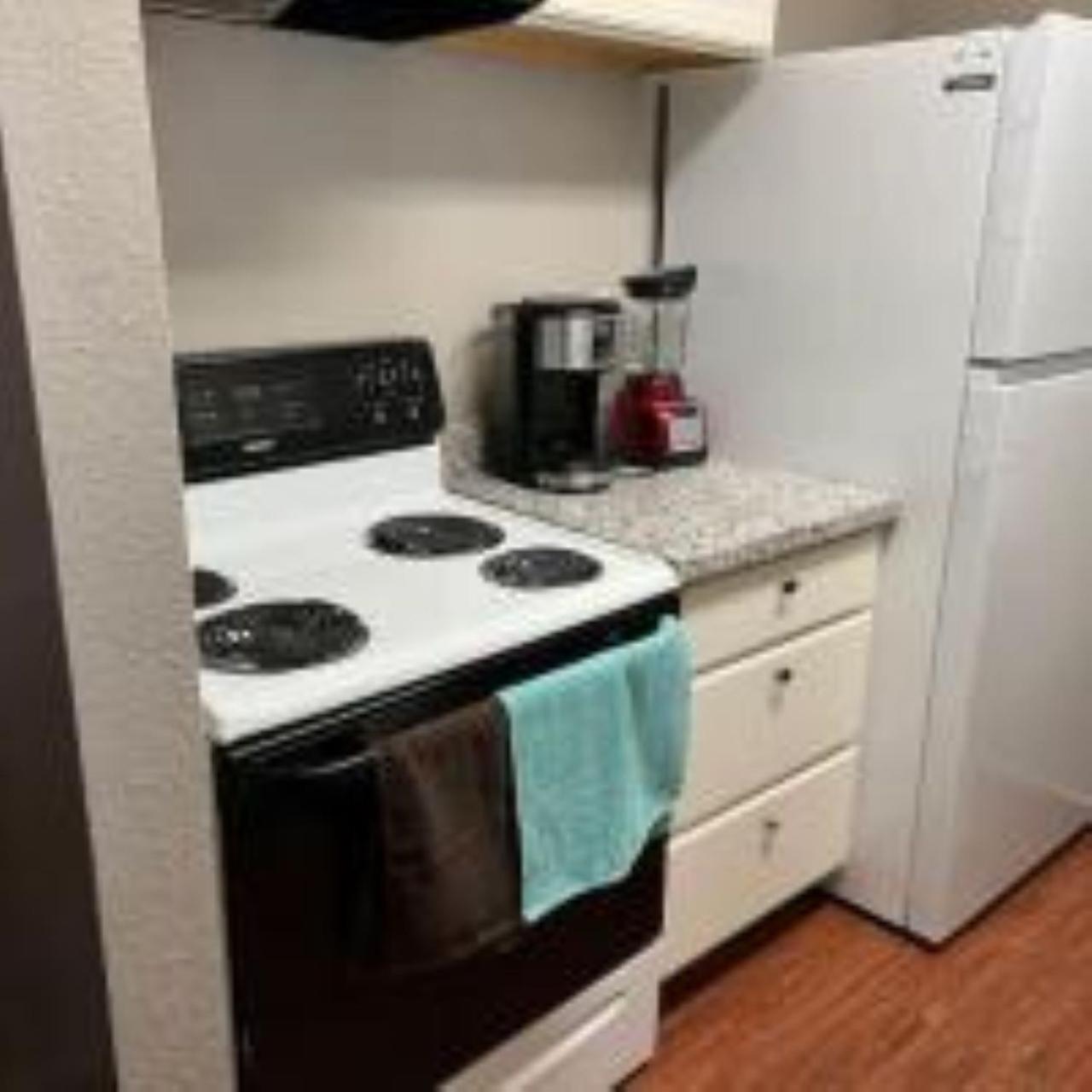 Lovely 2 Bedroom With 2 Baths &Modern Amenities Houston Exterior photo