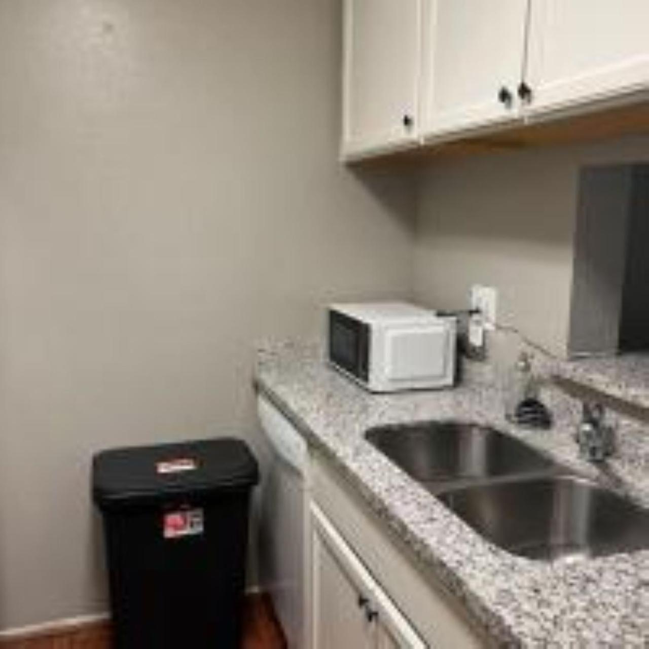 Lovely 2 Bedroom With 2 Baths &Modern Amenities Houston Exterior photo